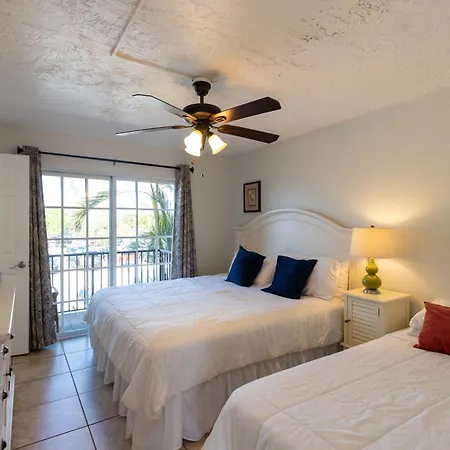 Alamanda Villa On Holmes Beach Exterior photo
