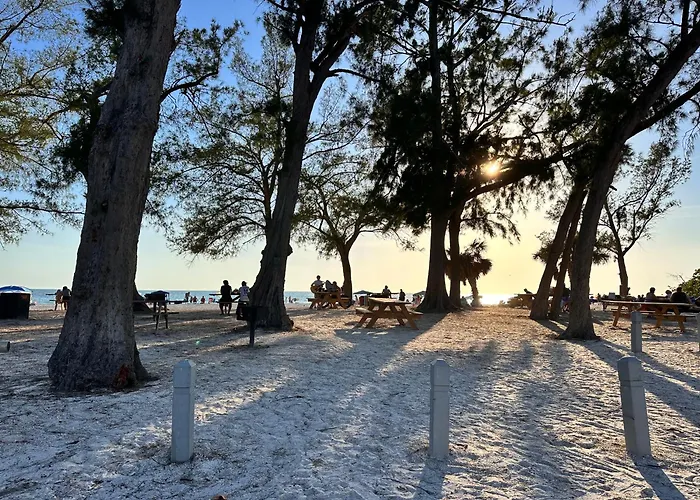Alamanda Villa On Holmes Beach