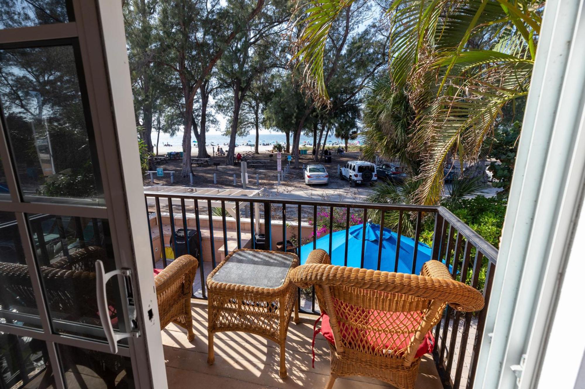 Apartment Alamanda On Holmes
